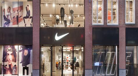 nike muiden openingstijden|Nike Factory Store Muiden.